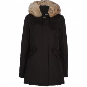 woolrich-arctic-parka-in-black-md117833